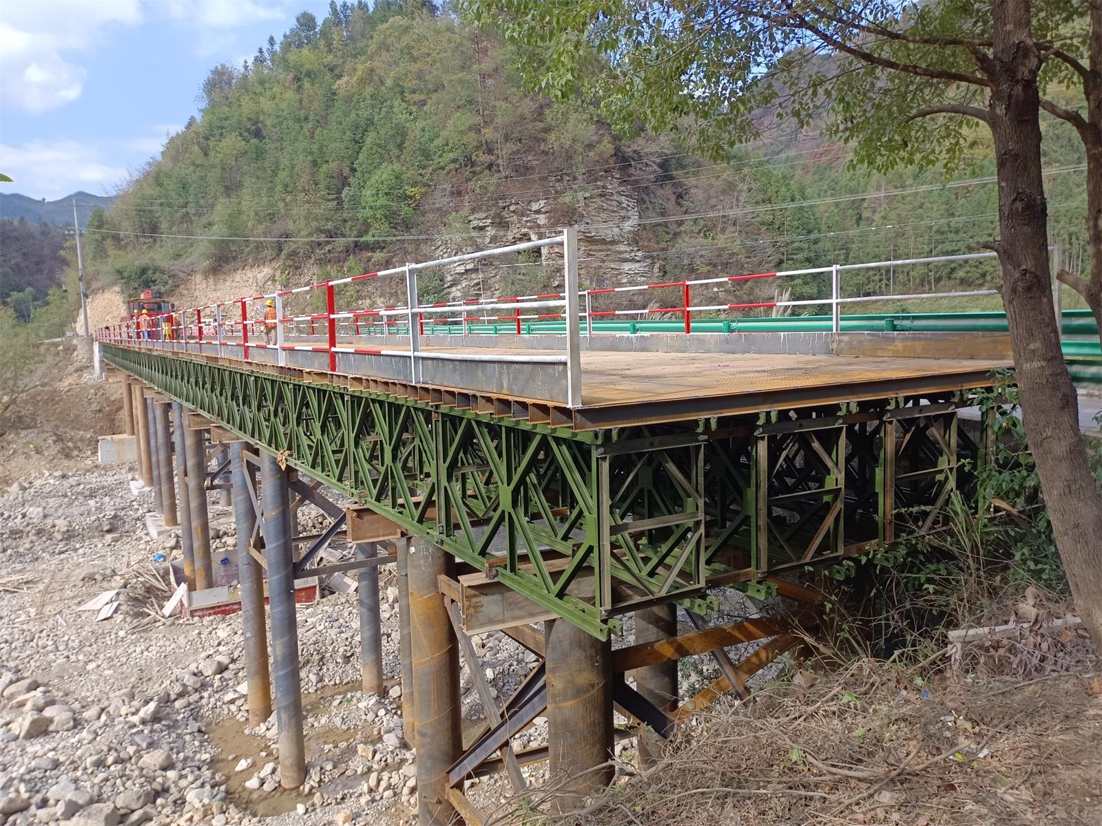 湖南浩潤路橋機(jī)械有限公司,郴州公路鋼橋設(shè)計制造加工,郴州鋼管樁橋梁設(shè)計制造加工